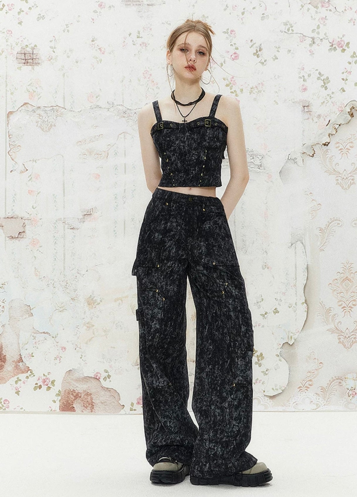 I'M ONE Retro distressed high waist slim overalls
