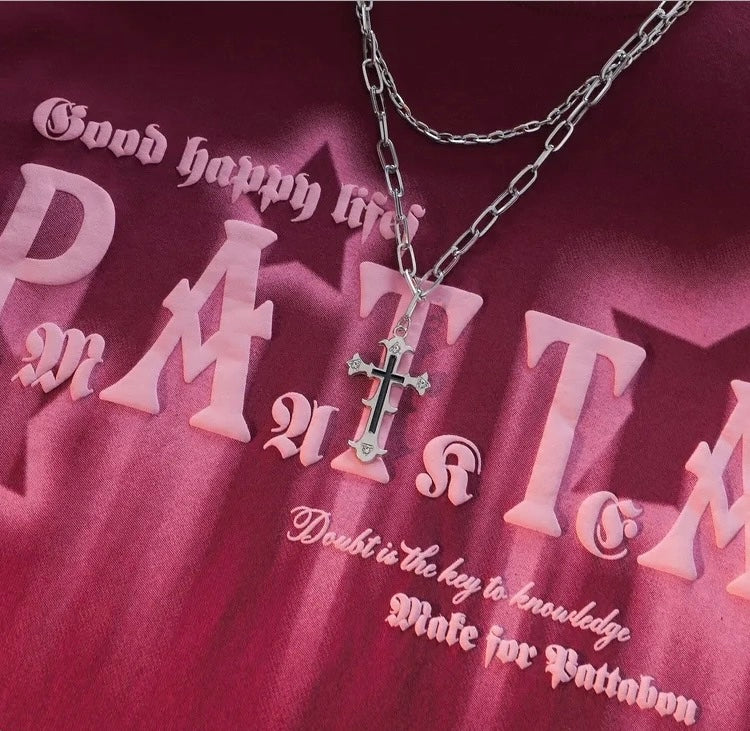 Konggeins Street Cross necklace short sleeve T-shirt