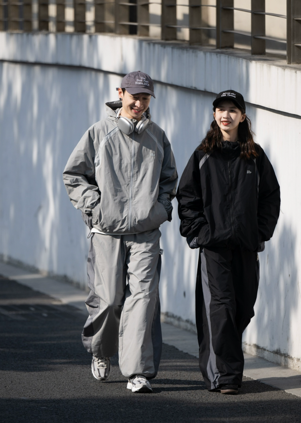 BELLKENIDE Set-up Casual Track Trousers