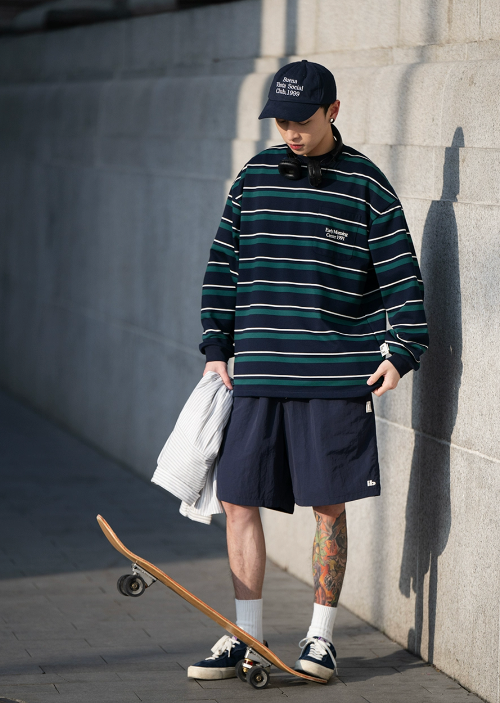 BELLKENIDE Retro Striped Long Sleeve Loose T-Shirt
