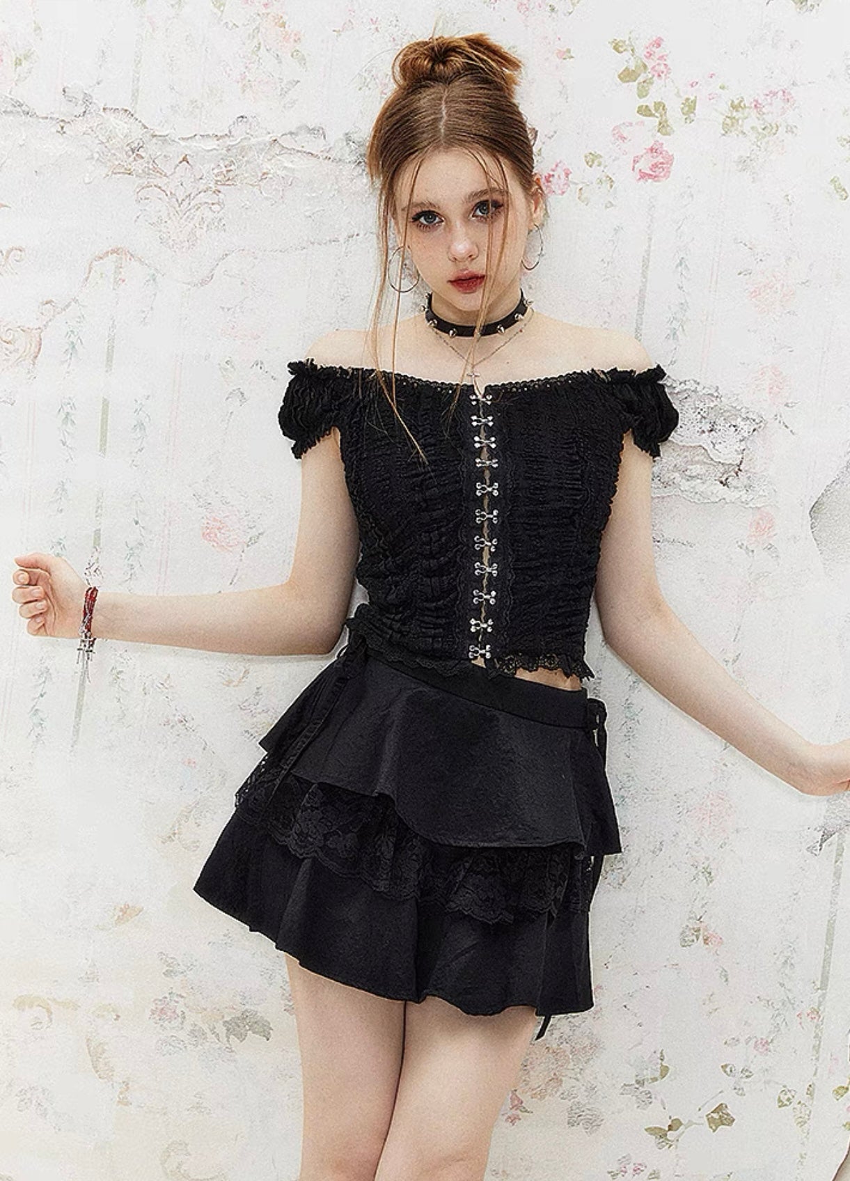 I'M ONE Pure Desire Palace Style Square Neck Lace Shirt