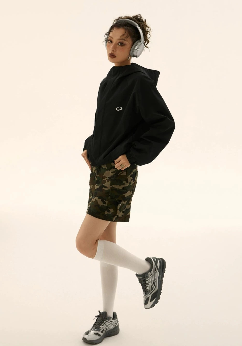 EZEK&STUDIO Hooded Water-Proof Jacket