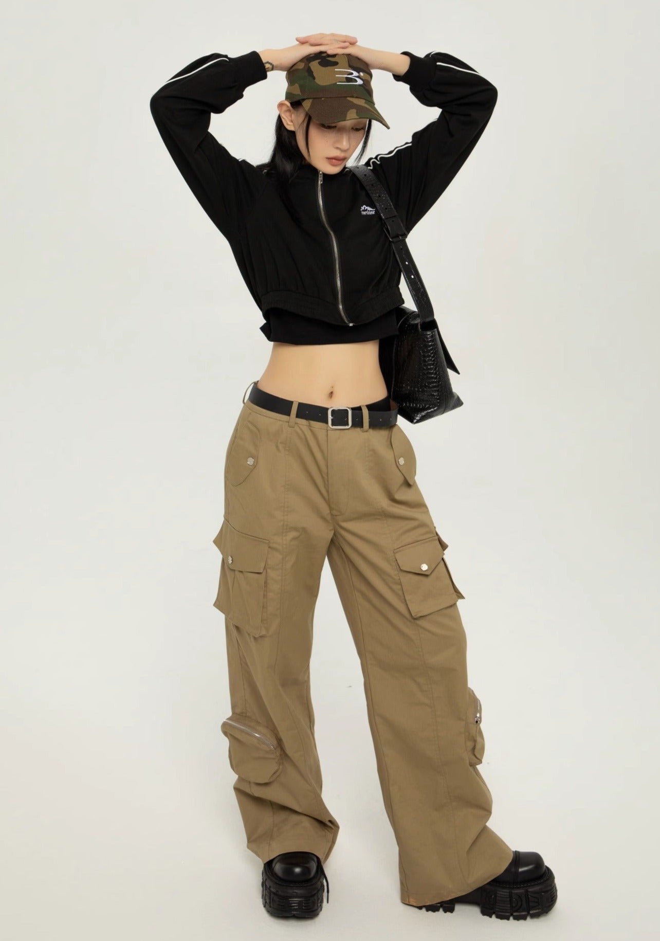 EZEK&STUDIO Black Long-Sleeved Jacket