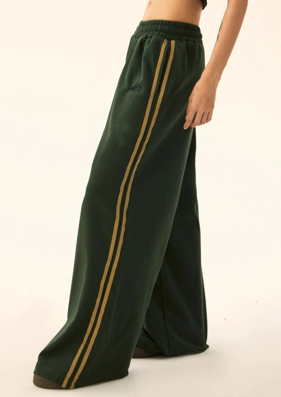 EZEK&STUDIO Sidline Casual Sweat Pants