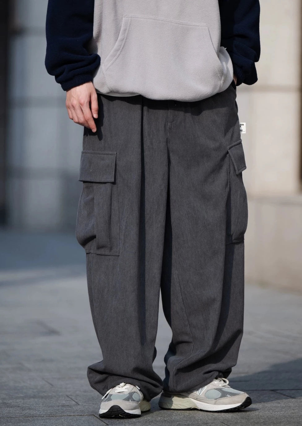 BELLKENIDE Corduroy Casual Pants