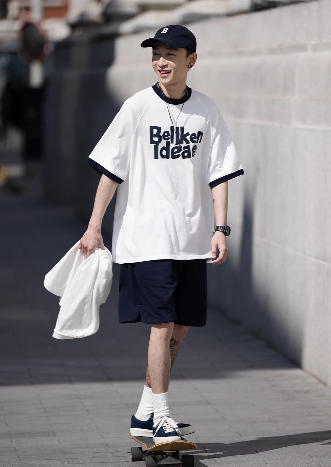 BELLKENIDE Simple Color Blocking Ringer T-shirt