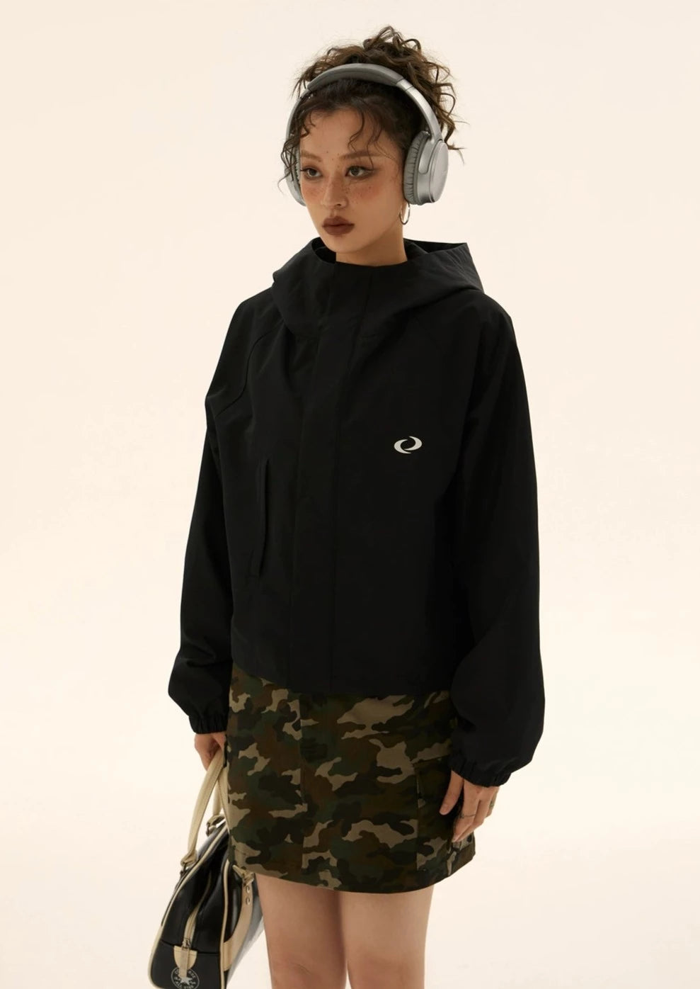 EZEK&STUDIO Hooded Water-Proof Jacket