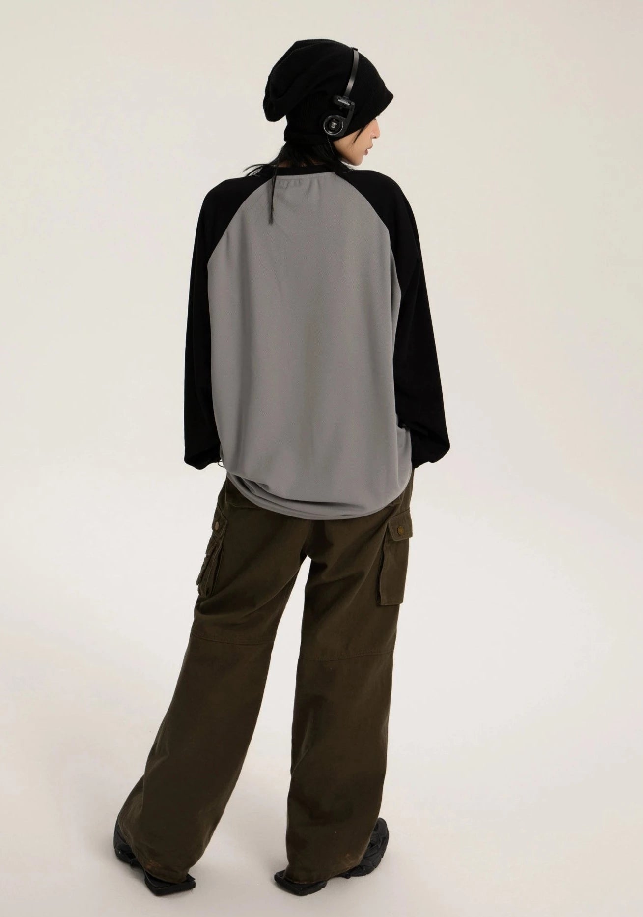 EZEK&STUDIO Raglan Long Sleeve T-shirt