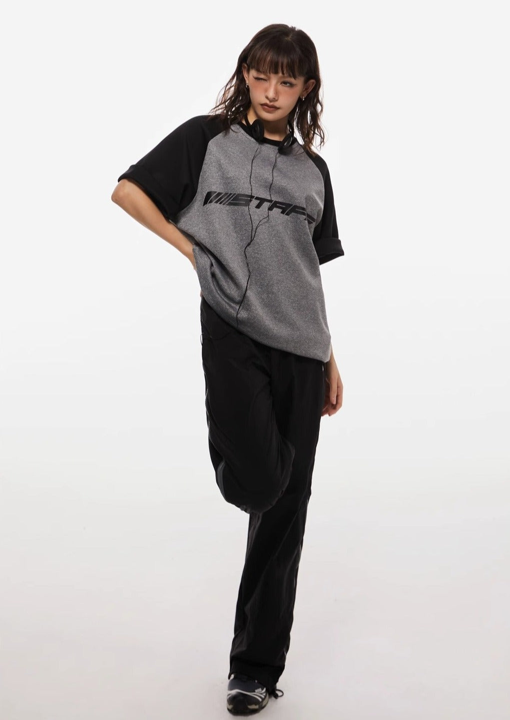 EZEK&STUDIO Dark-Tone Raglan T-shirt
