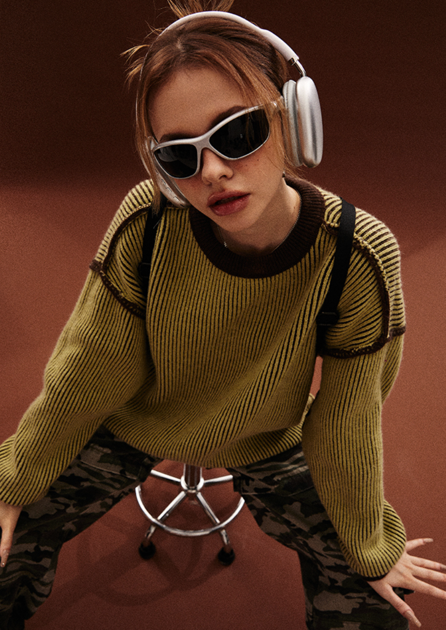 I’M ONE Reversible Color Sweater