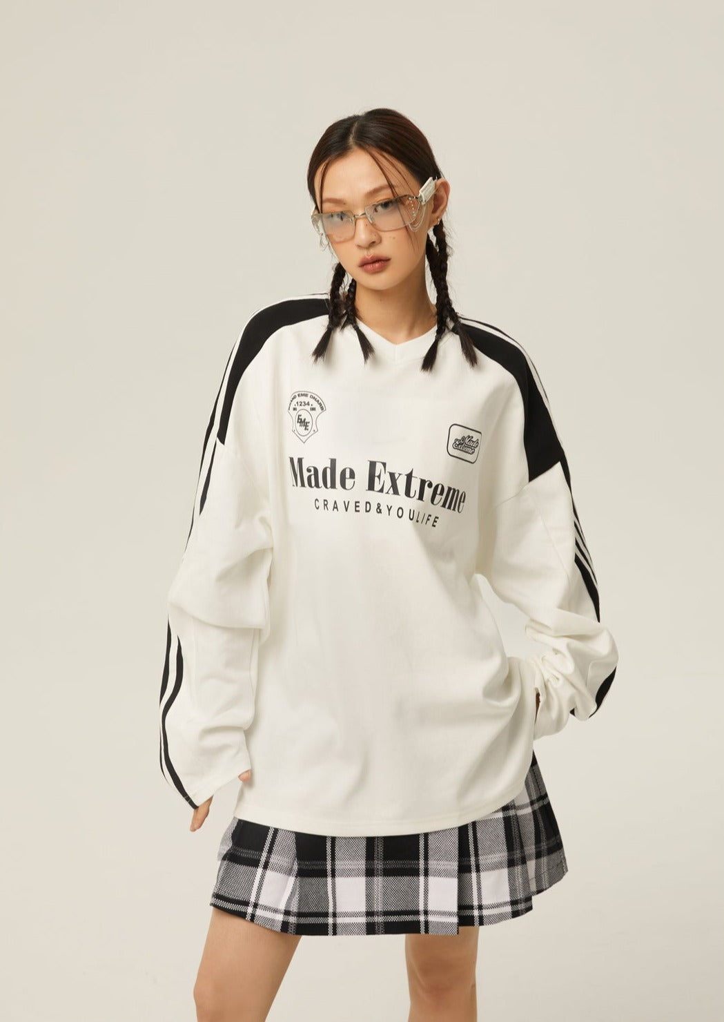EZEK&STUDIO Uniform Sweatshirt