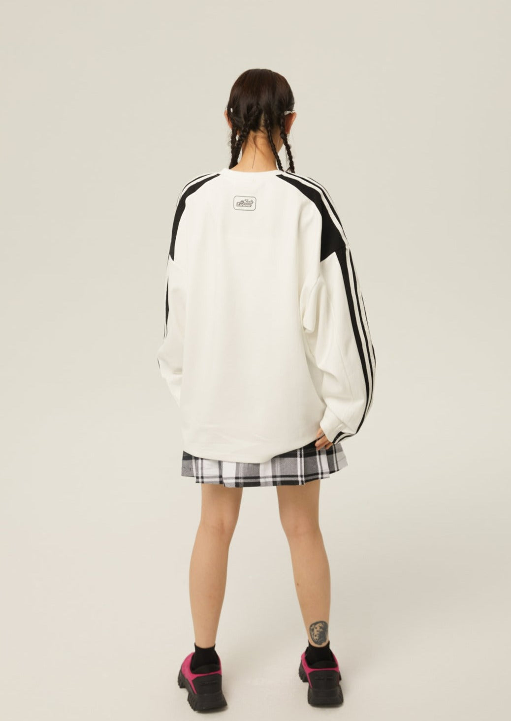 EZEK&STUDIO Uniform Sweatshirt