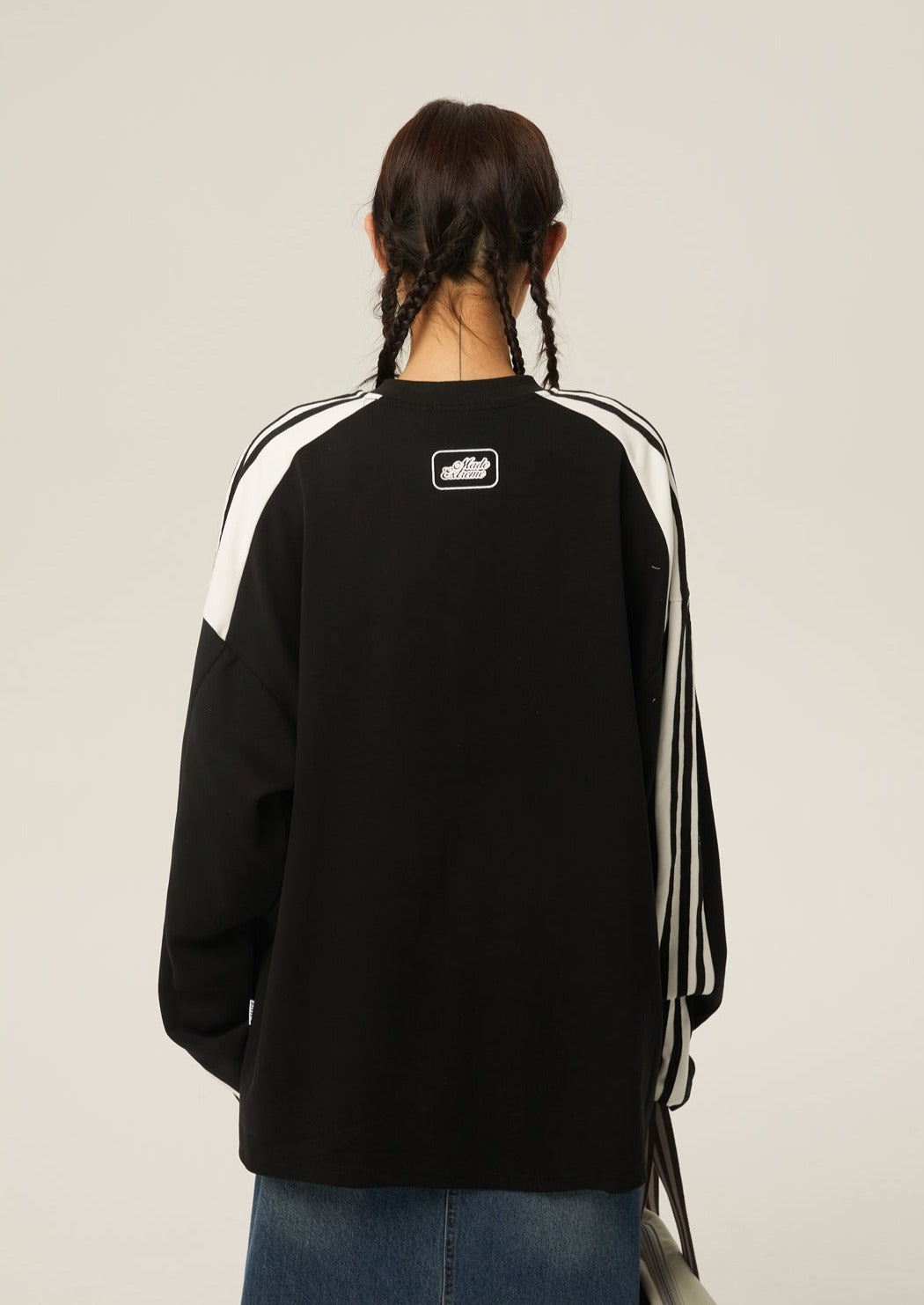 EZEK&STUDIO Uniform Sweatshirt