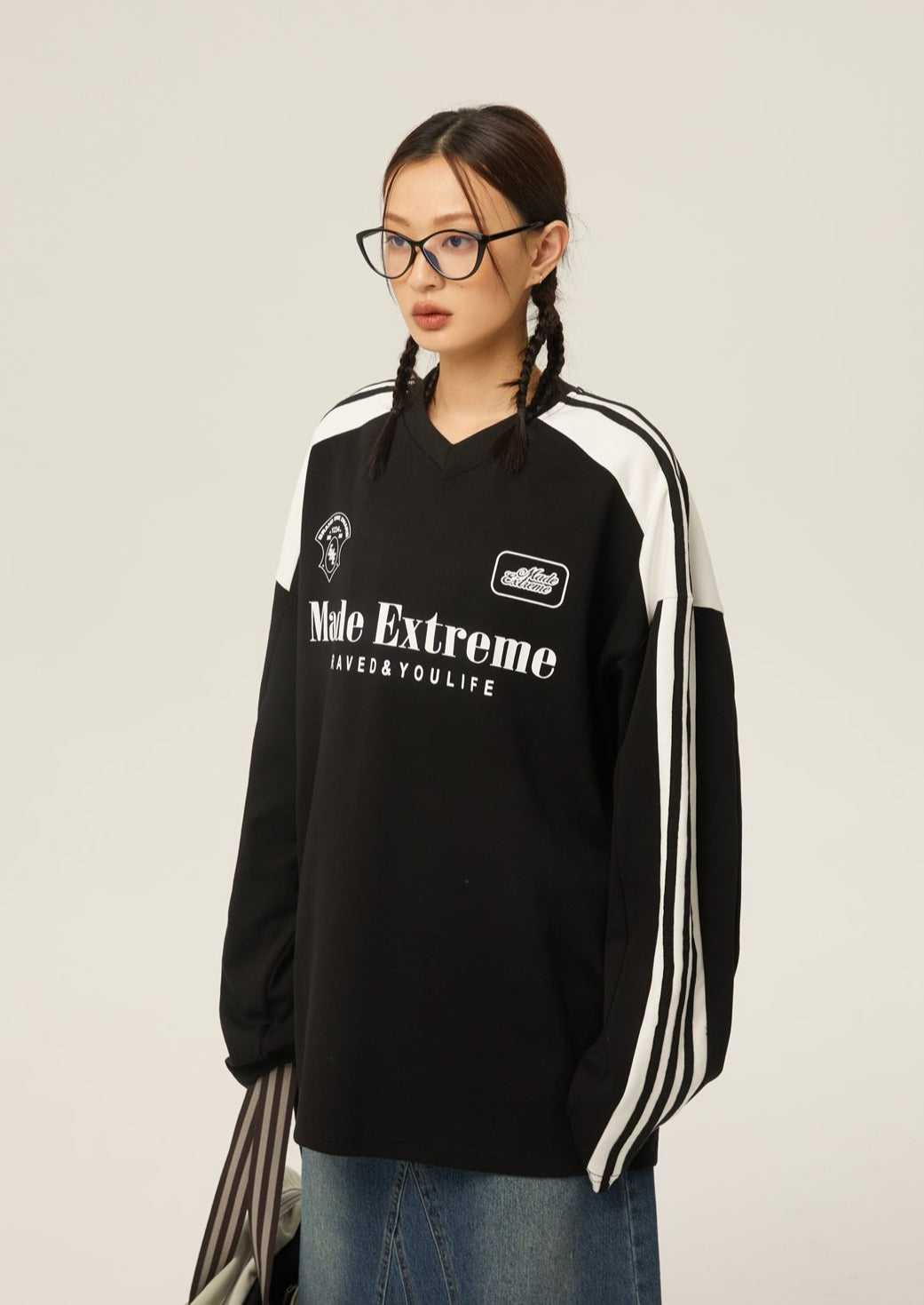 EZEK&STUDIO Uniform Sweatshirt