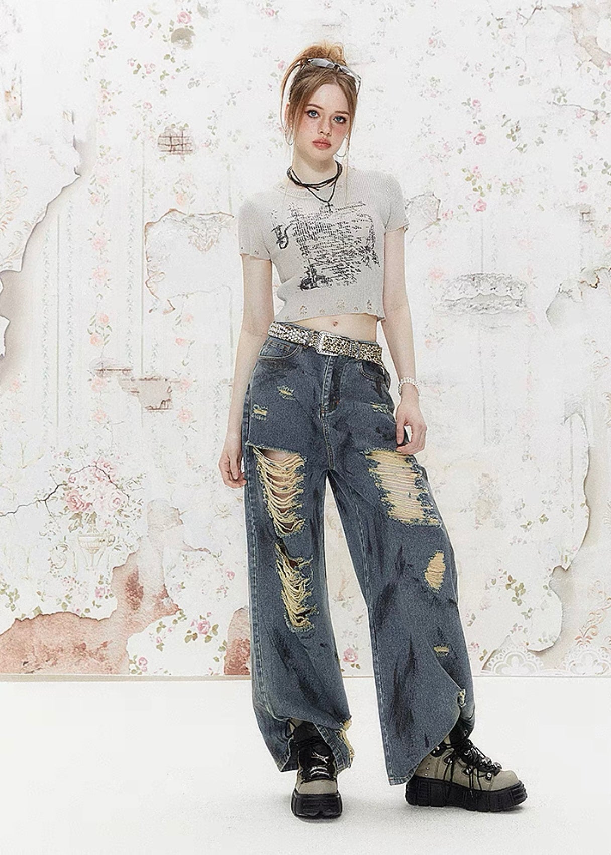 I'M ONE Retro wash hole splash ink print jeans