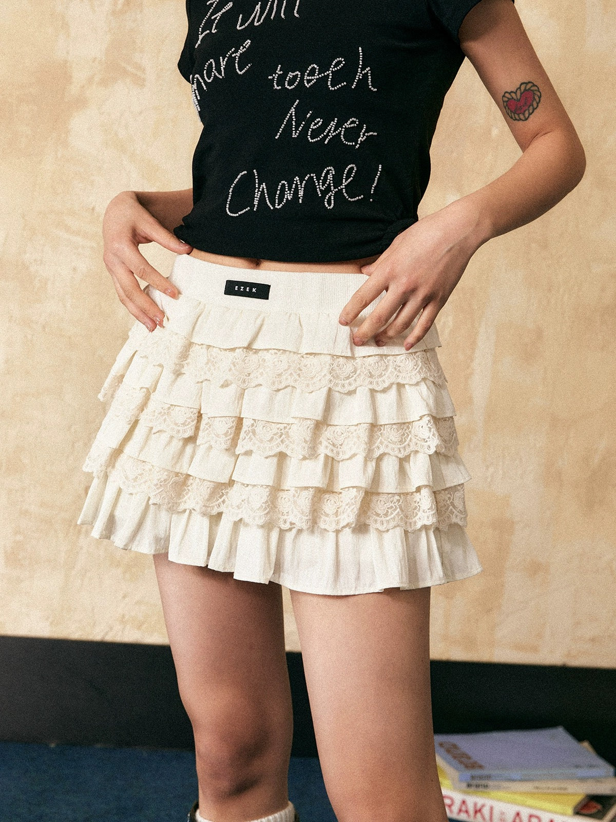EZEK&STUDIO High Waist short lace skirt