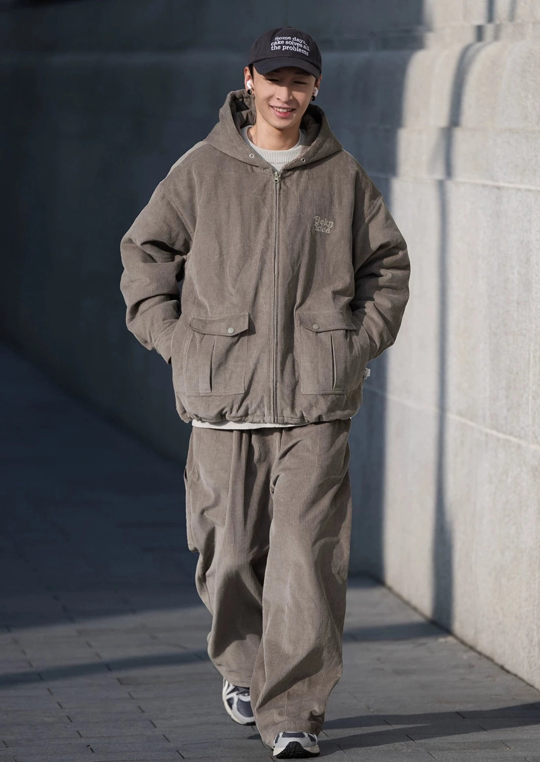 BELLKENIDE Corduroy Silhouette Work Pants