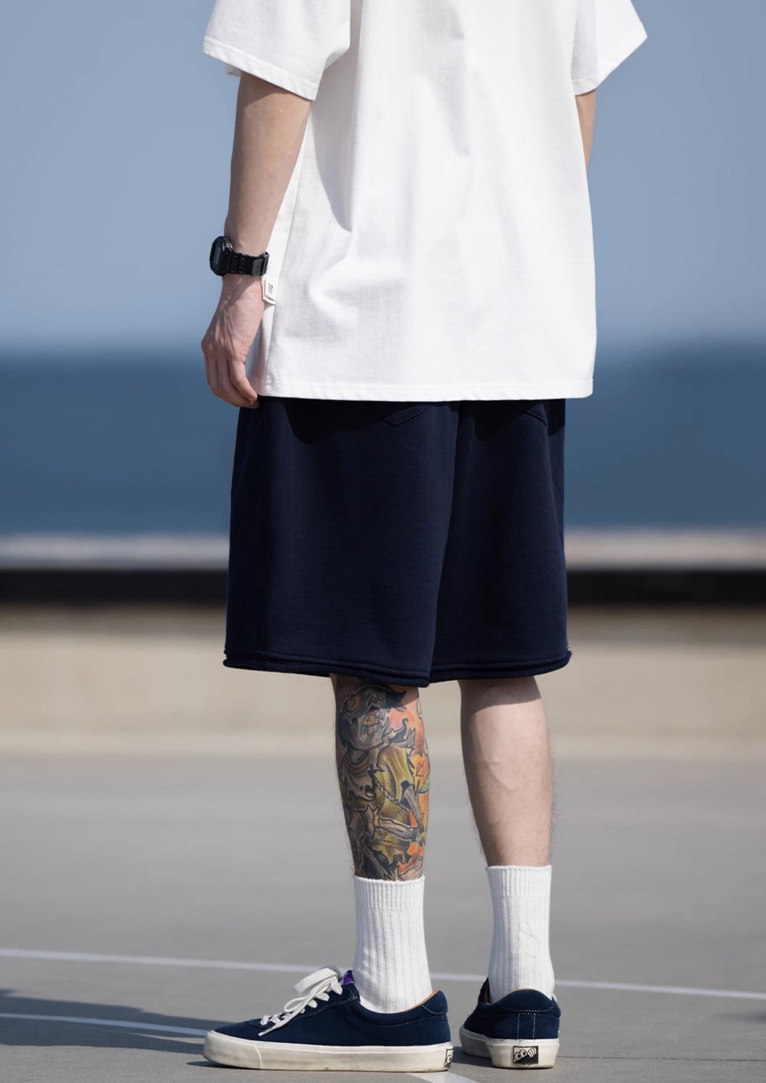 BELLKENIDE Sports Style Short Sweatpants