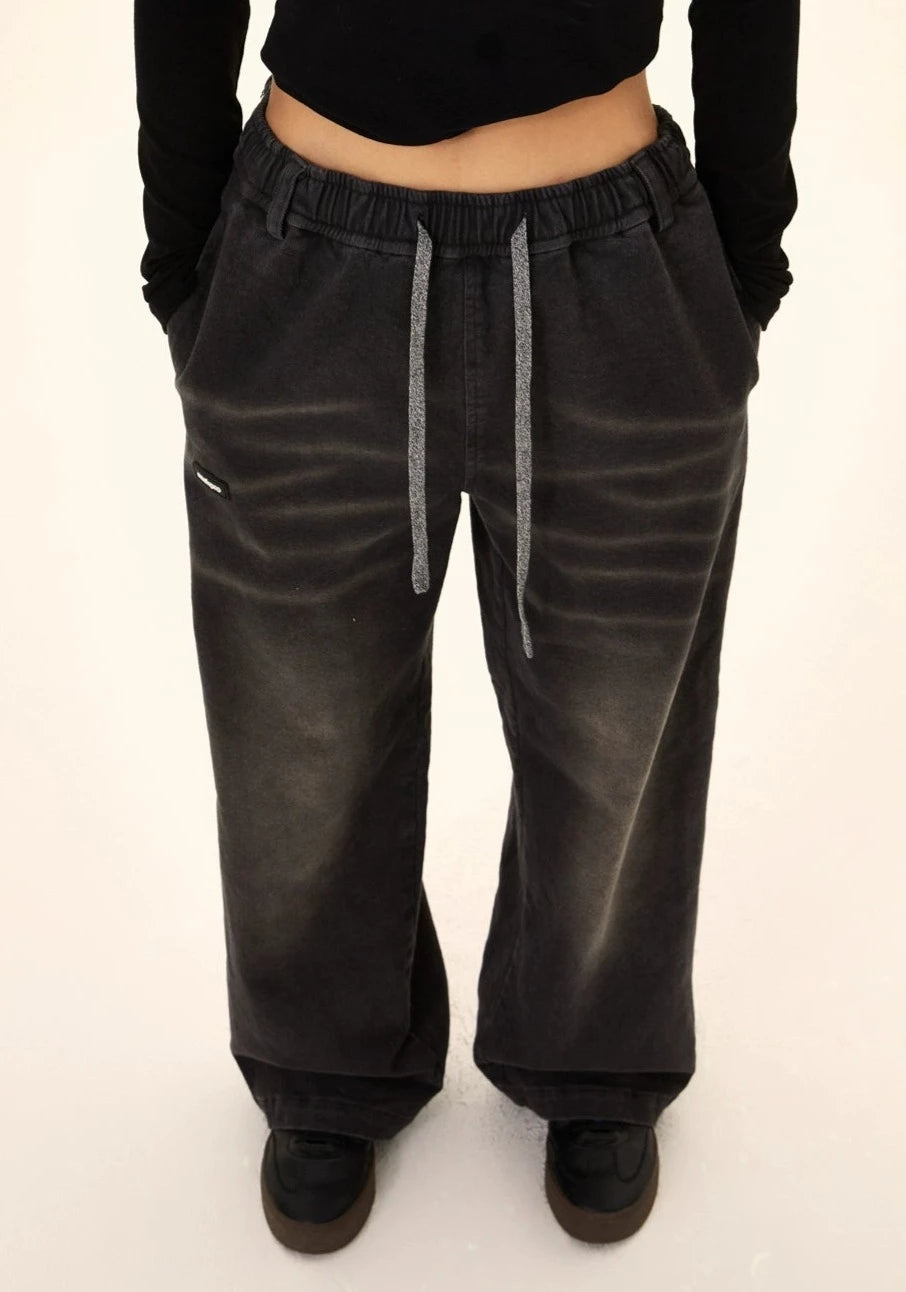 EZEK&STUDIO Valiant Washed Denim Pants