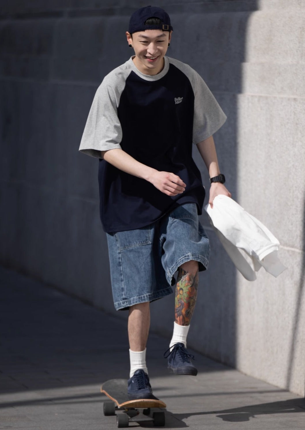 BELLKENIDE Dark Wash Pocket Denim Shorts